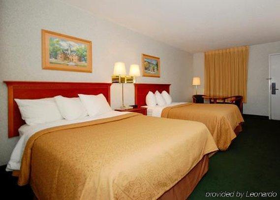 Quality Inn Emporia Eksteriør billede